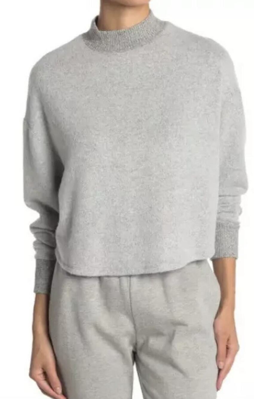 Socialite Gray  Nordstrom sweater women warm Size L A003033